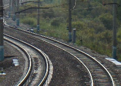 В Тернополе поезд сбил мужчину - фото
