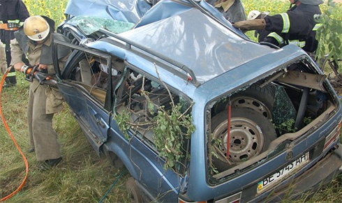 На Николаевщине в результате аварии погибли 6 человек - фото