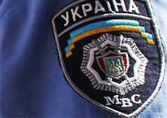 Под Киевсоветом избили милиционеров - фото