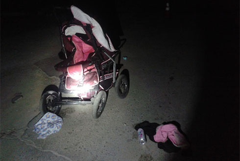 В Мариуполе водитель сбил коляску с младенцем [фото] - фото