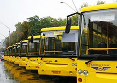 Менее половины автобусов в Украине безопасны для пассажиров - фото