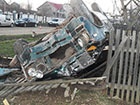 На Буковине водитель наехал на трех школьниц, одна из них умерла (фото)