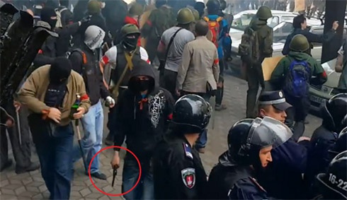 В Одессе массовая драка, сепаратисты убили нескольких человек - фото