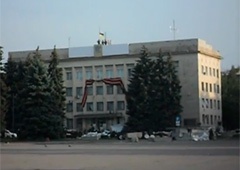 Над Краматорском поднят украинский флаг - фото