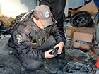 На СТО пытались разобрать боезаряд от гранатомета - произошел взрыв, погиб человек