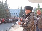 В Первомайске у боевика спросили, почему они стреляют из-за спин мирных жителей
