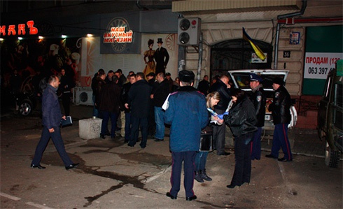 В Одессе произошел взрыв у волонтерского офиса «Совет общественной безопасности» - фото