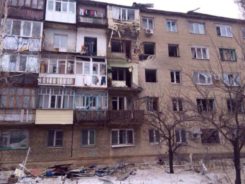 Террористы из артиллерии обстреляли Дебальцево, есть жертвы - фото