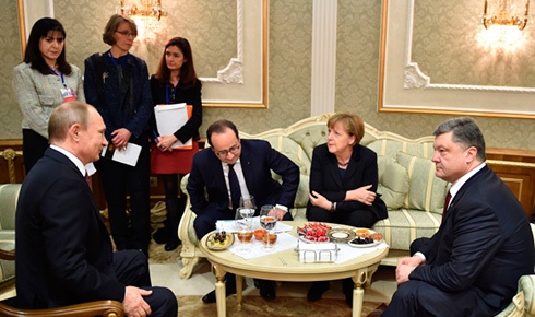 Переговоры в Минске завершились - договорились об очередном перемирии - фото