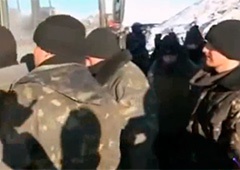 В Минобороны рассказали, сколько украинских военнослужащих попали в плен на Дебальцевском плацдарме - фото