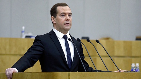 Захват Крыма принес ущерб России на 25 млрд евро, - Медведев - фото