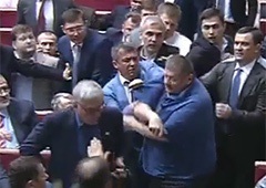 В Раде произошла потасовка между Игорем Мусийчуком и депутатами БПП - фото