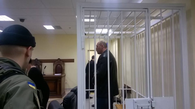 Экс-командира львовского «Беркута» суд освободил под домашний арест - фото