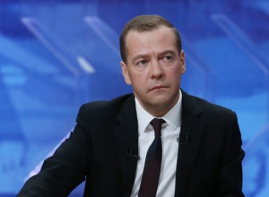 Медведев о действиях Украины: хамство, свинство, геноцид - фото