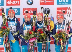 Украинки завоевали "золото" этапа Кубка мира по биатлону в Германии - фото