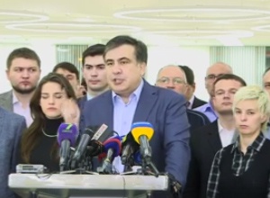 Саакашвили: Хотят «всучить» правительство, которое изначально будет коррумпированным, будет служить олигархам - фото