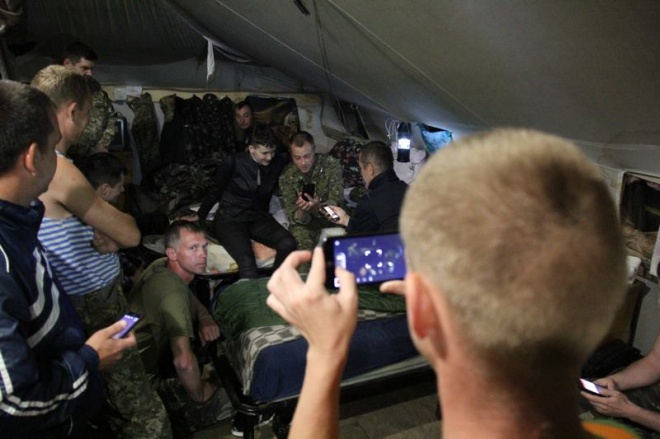 Надежда Савченко побывала в районе проведения АТО - фото