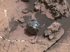 Марсоход нашел металлический метеорит интересной формы