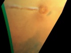 Странное облако наблюдается над мертвым марсианским вулканом