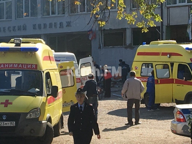 В Керчи в техникуме взрыв, заявляют о 10 погибших - фото