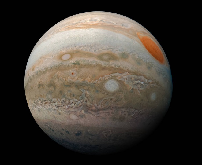 Захватывающие "мраморные" штормы на Юпитере - фото