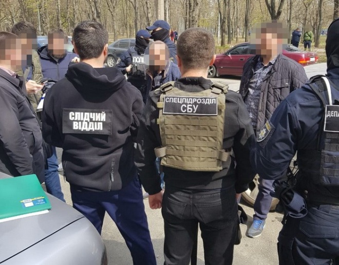 В Одесской области прокурора задержали на взятке в $10 тыс - фото