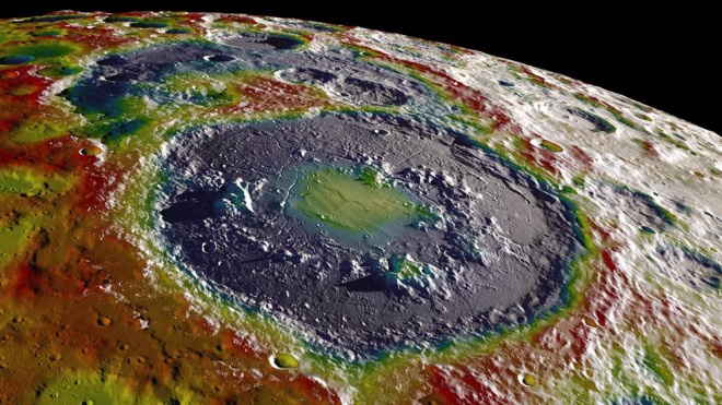 Воды на Луне может быть больше, чем есть в картерах - фото