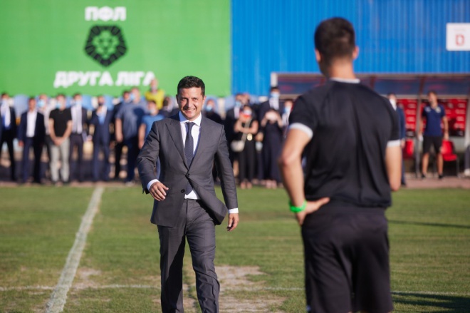 В ОПУ «отмазали» Зеленского за опоздание на футбольный матч - фото
