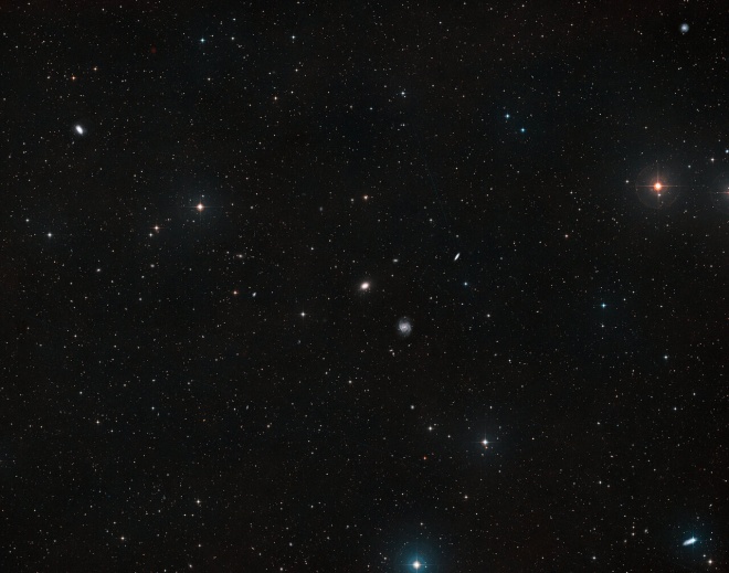 Новые данные Хаббла объясняют отсутствие темной материи - фото