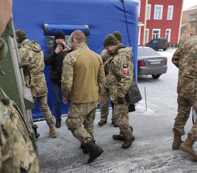 Захватчики вернули украинского военного - фото