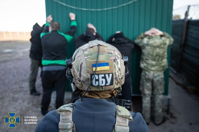 Семенченко и "агенту НАБУ" Шевченко сообщено подозрение в создании "частной военной компании" - фото