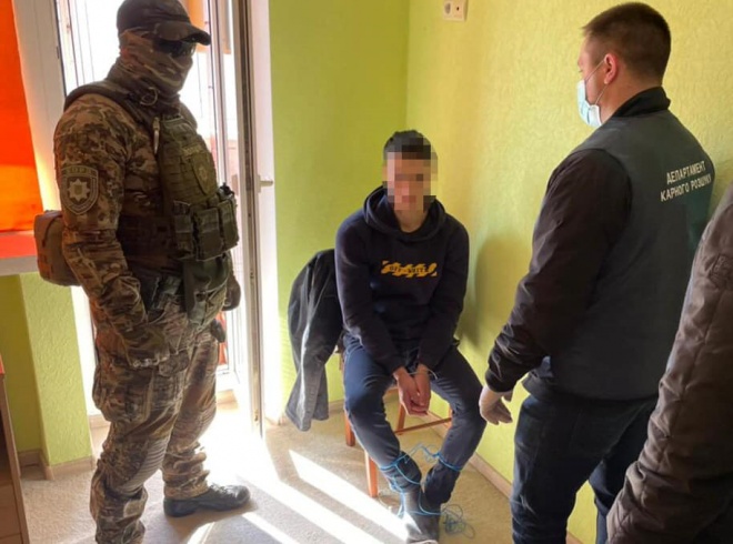 В Одессе похитили юношу и требовали выкуп в $ 1 млн - фото