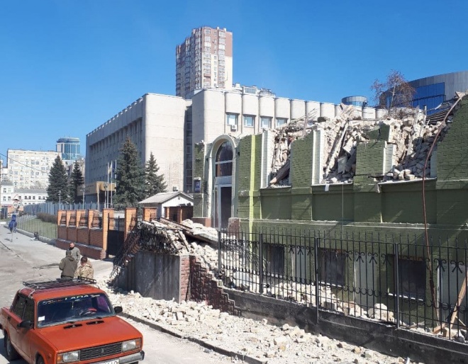 В Киеве сносят историческое здание для многоэтажки - фото