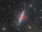 Магнитное поле в оттоке галактики M82