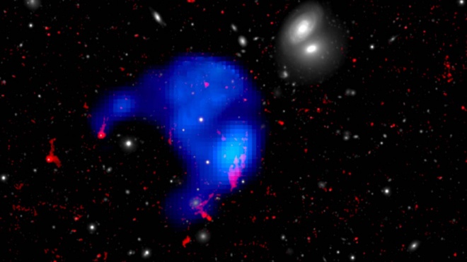 "Одинокое облако", больше Млечного Пути, обнаружено в галактической "ничейной земле" - фото
