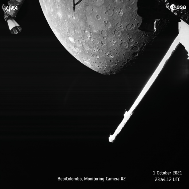 Европейско-японская миссия показала Меркурий вблизи - фото