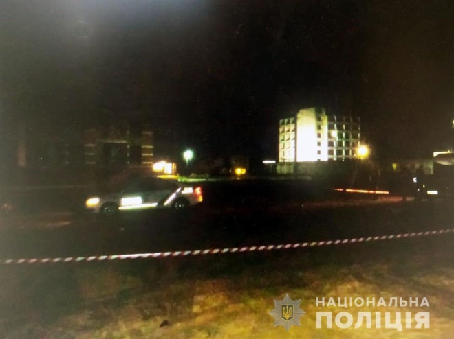 В Чернигове пьяные подростки до смерти избили полицейского - фото