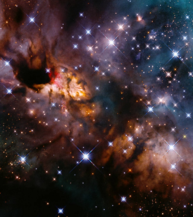 Хаббл сфотографировал небесную креветку, дрейфующую космическими глубинами - фото
