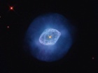 Взгляд Хаббла на планетарную туманность показывает ее сложную структуру