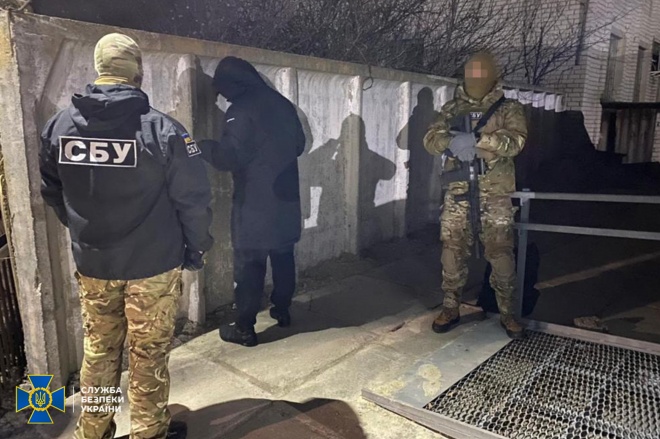 Задержан боевик, захватывавший Луганский аэропорт - фото