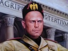 Кива в образе Муссолини, куча золота и немало наличных - это у него нашли при обыске. Журналисты ошиблись