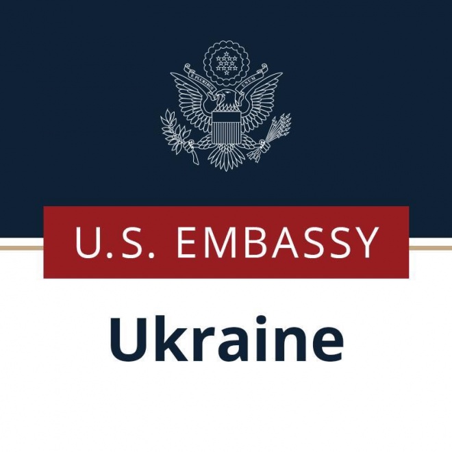 США обязали семьи сотрудников посольства покинуть Украину - фото