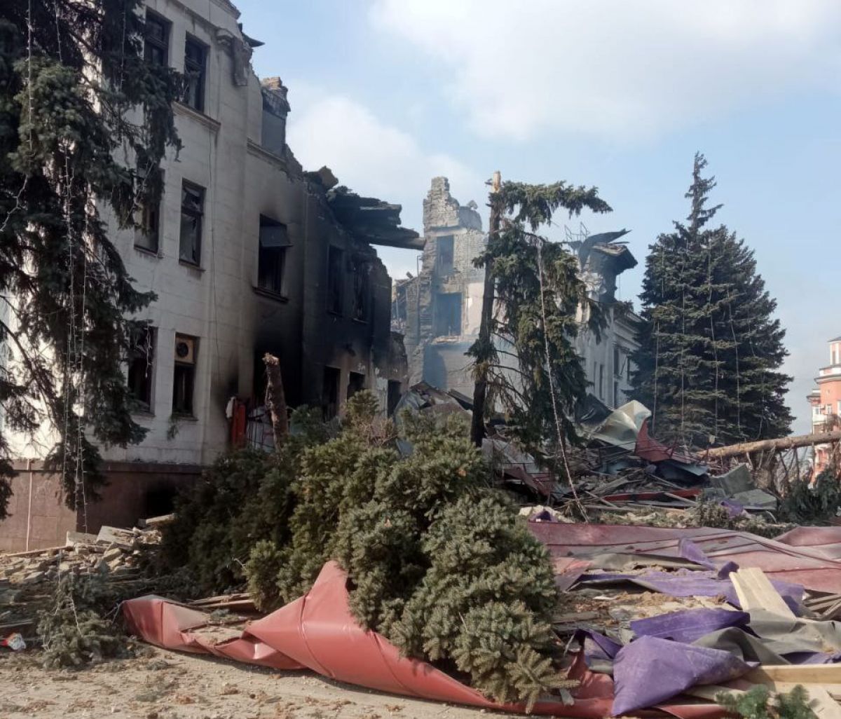 Рашисты продолжают убивать мирное население Украины - фото