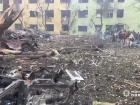 Рашисты сбросили авиабомбу по больнице и роддому в Мариуполе