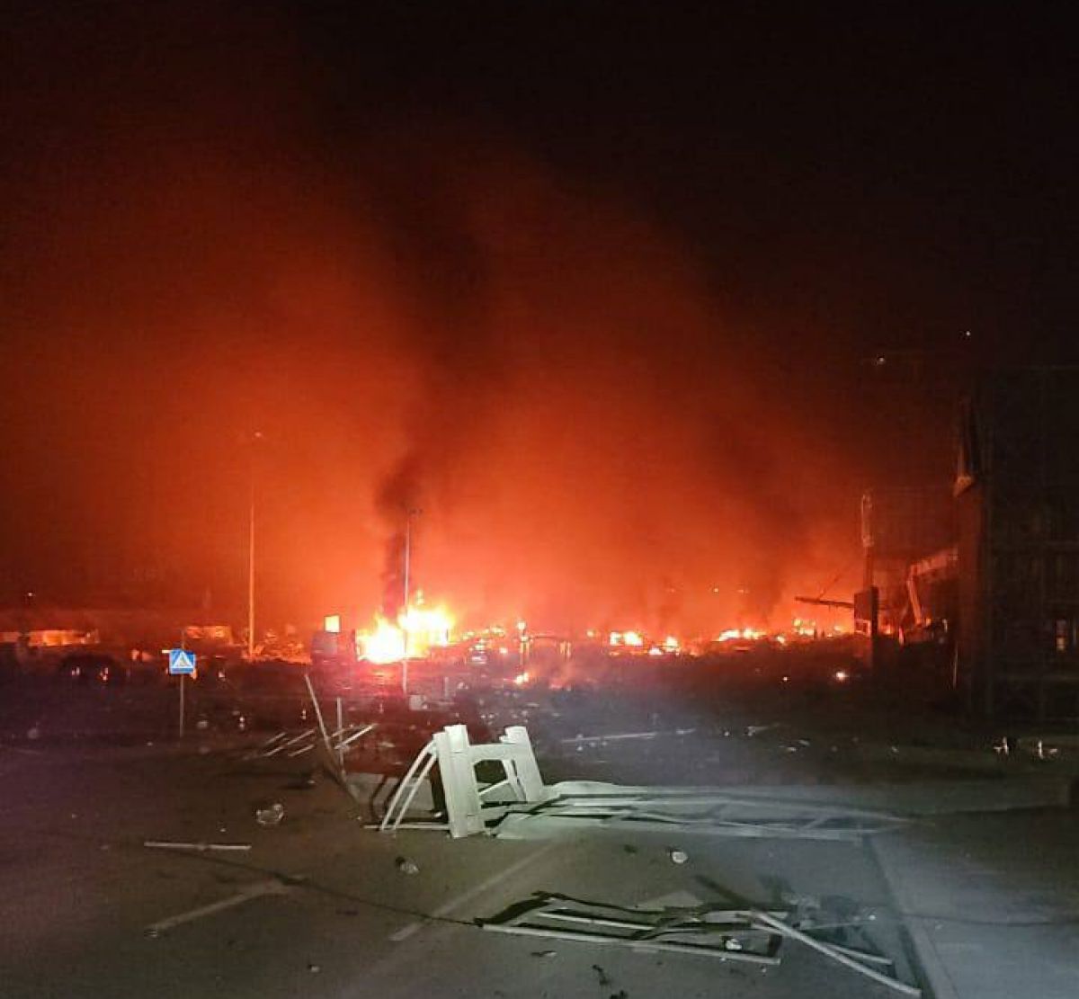 В Подольском районе произошло несколько взрывов. Дополняется - фото