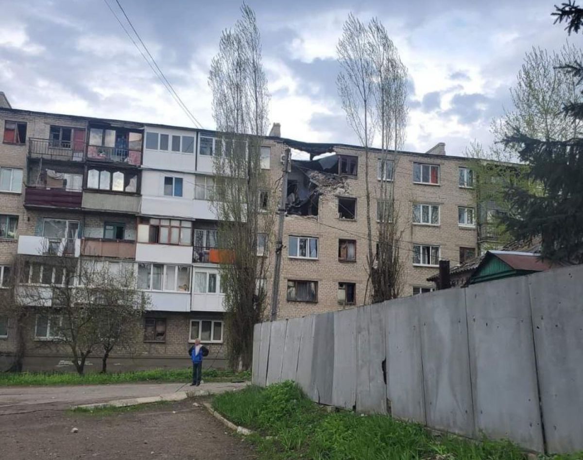 На Луганщине на Пасху рашисты разрушили 7 домов - фото
