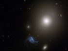 NGC 541 заправляет неправильную галактику на новом снимке Хаббла