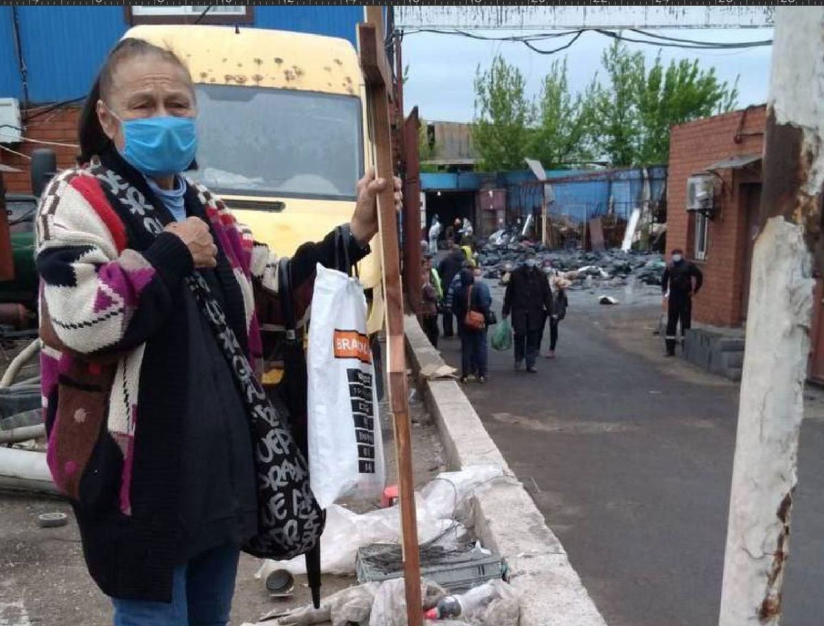 В Мариуполе под заваленным домом нашли около 200 погибших, - Андрющенко - фото
