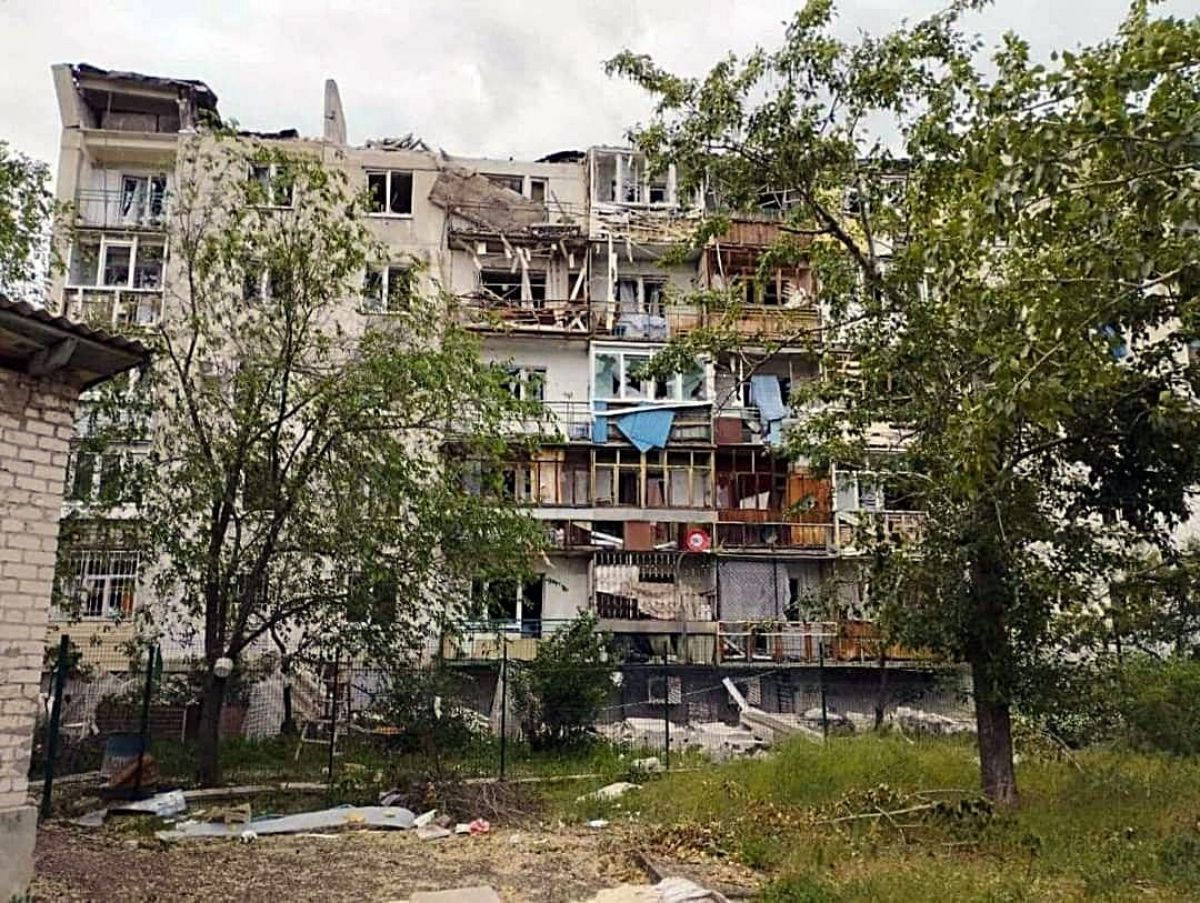 За минувшие сутки рашисты обстреляли 46 населенных пунктов Луганщины и Донбасса - фото