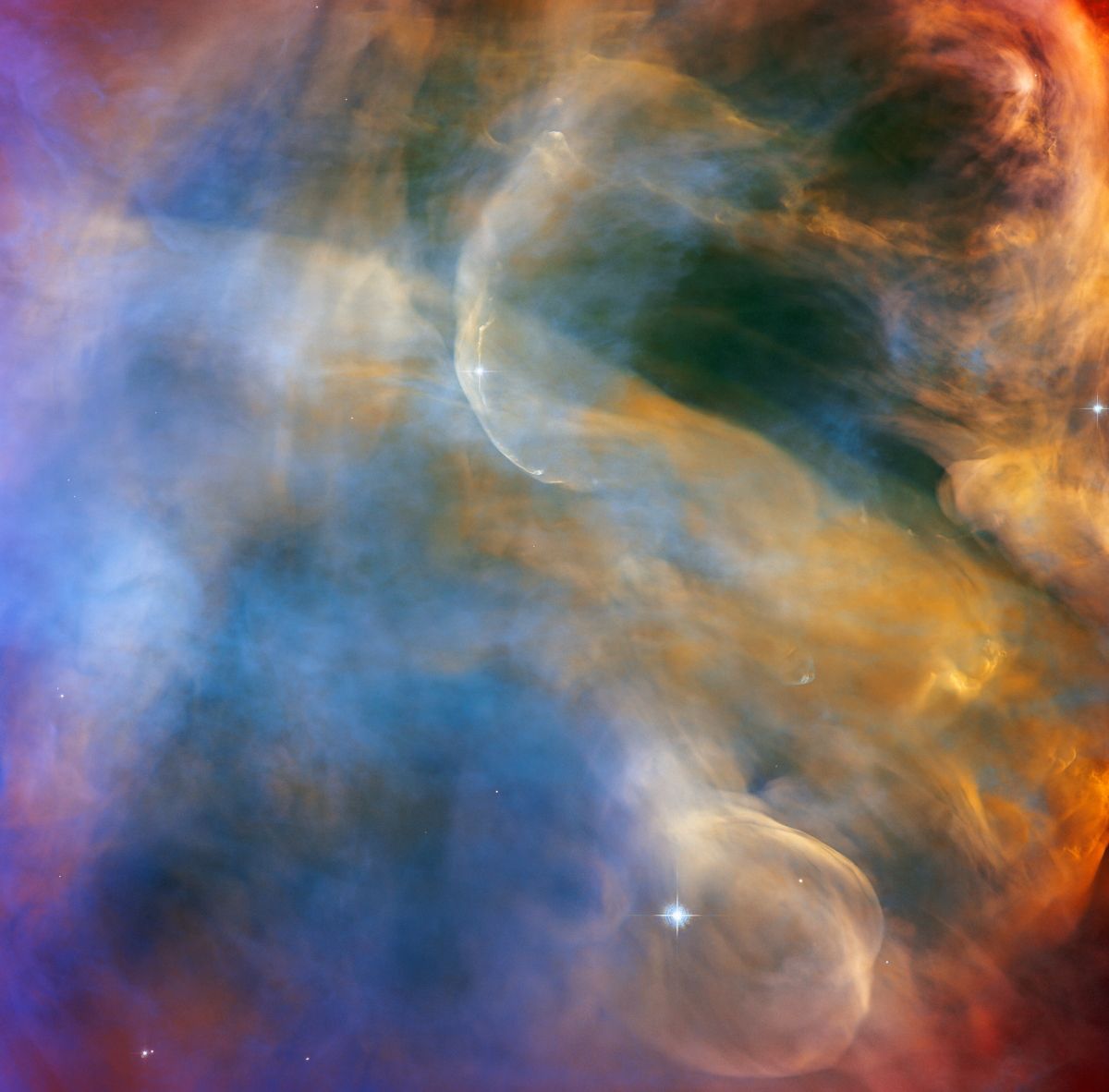 Hubble всматривается в небесный облачный пейзаж - фото